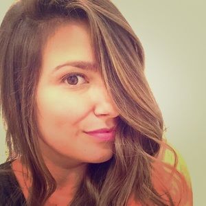 Meet your Posher, Ella